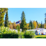 Blick auf Schloss Seefeld vom Campingplatz Pilsensee