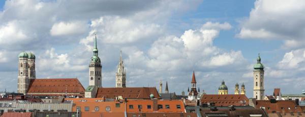 Muenchen Panorama Joerg Lutz